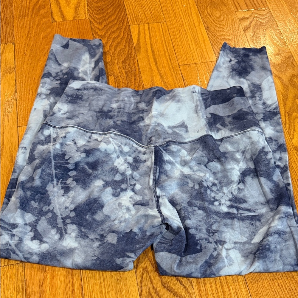 Nike Blue Tie-Dye Leggings